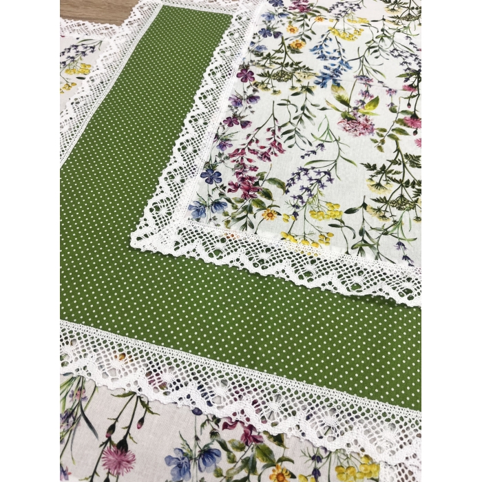 Ubrus 43x43 louka v krajce 2
